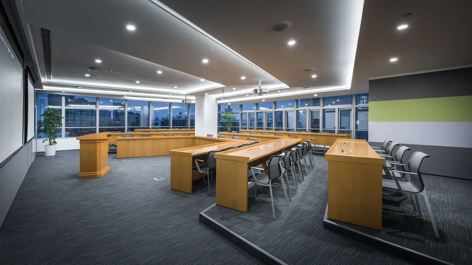 Deloitte Greenhouse — Training and group work