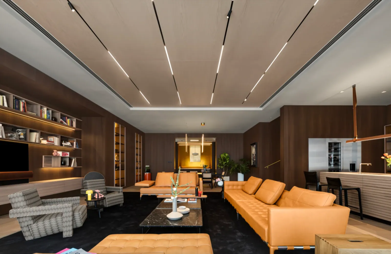 Royana Flagship House